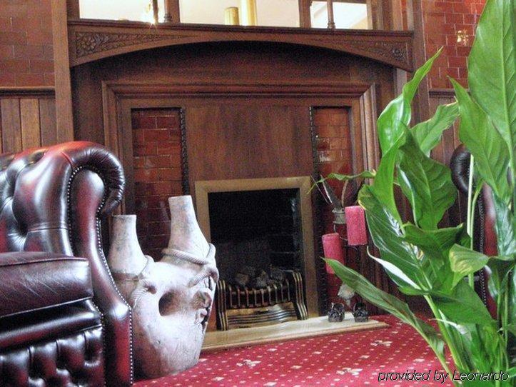 Wimblehurst Hotel Horsham Interior photo